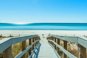 Appart'hĂŽtel, plusieurs lits (Ocean Reef 904) | Plage