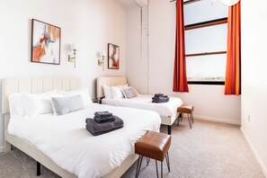 2 chambres, bureau, fer et planche à repasser, Wi-Fi gratuit