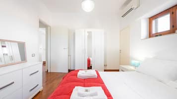 3 chambres, fer et planche Ă repasser, Wi-Fi, draps fournis