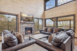 Smart TV, fireplace - Brand new cabin with indoor pool. Located just minutes from downtown. (Gatlinburg)