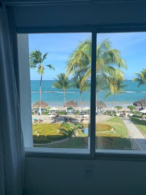 Room, Beachfront