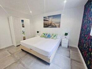 Työpöytä, silitysrauta/-lauta, Wi-Fi