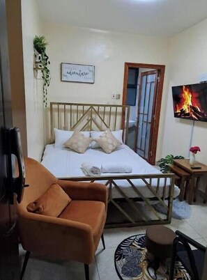 1 bedroom, WiFi, bed sheets
