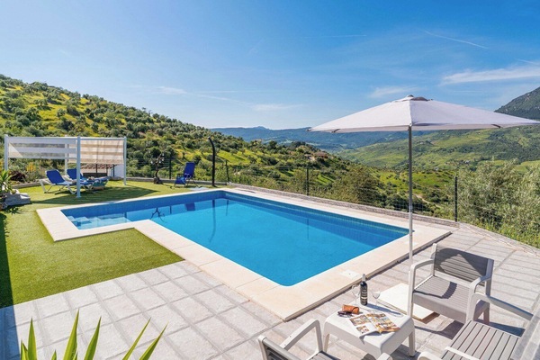 Villa Madrid Alcazar El Gastor by Ruralidays