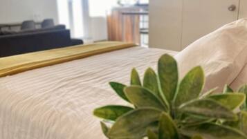 Căn hộ cơ bản | 1 phòng ngủ, chăn bông, màn/rèm cản sáng