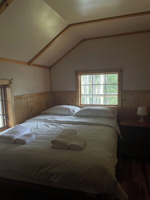 Vila família, vista para a montanha | Individualmente decorados, individualmente mobiliados, roupa de cama