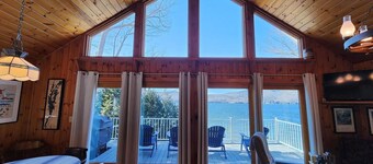 Lakefront w/ large deck, screened porch, dock, private lakefront. Pet friendly!