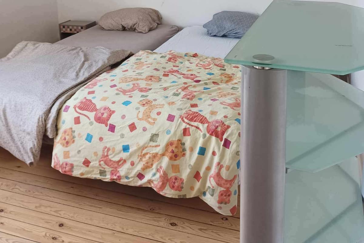 Basic Quadruple Room | Free WiFi, bed sheets
