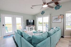 Smart-TV, peis, videospill og DVD-spiller