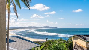 Beach nearby - New Property - Stunning views of the beach & an easy walk to Lennox village (Lennox Head)
