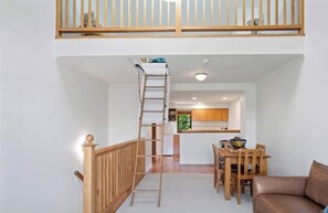 Family Apartment | Living area | Flat-screen TV - Aspen Getaway (Queenstown)