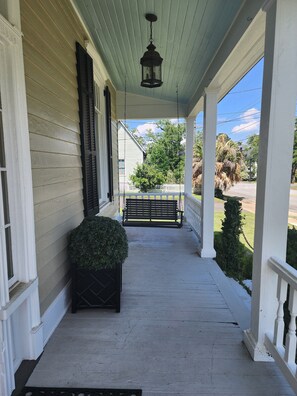 Exterior detail - Charming Historic Home within Walking Distance to Downtown (Thomasville)