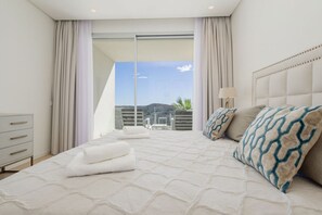 3 chambres, bureau, fer et planche à repasser, Wi-Fi