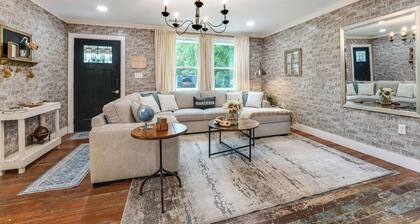 Walk to Boat Ramp: Newly Remodeled Seadrift Home!