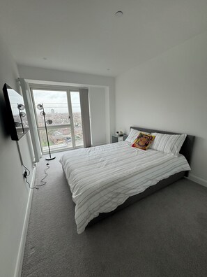 1 chambre, bureau, accès au Wi-Fi (inclus), literie fournie