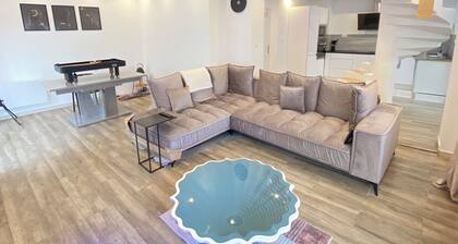 Grande Maison Spacieuse et ĂlĂ©gante Avec 3 Salons