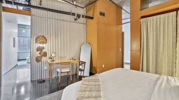 1 bedroom, desk, iron/ironing board, free WiFi