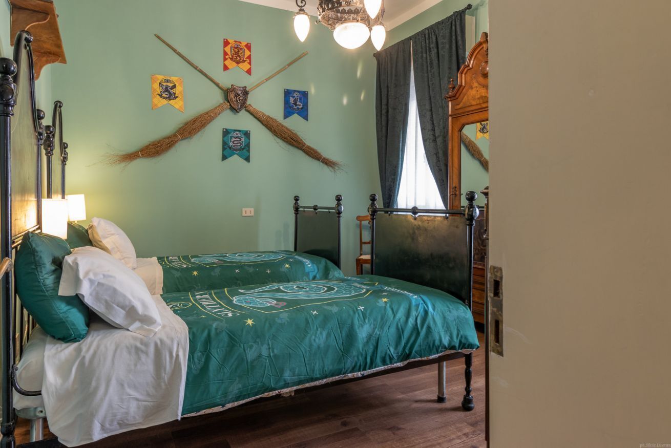 3 chambres, fer et planche à repasser