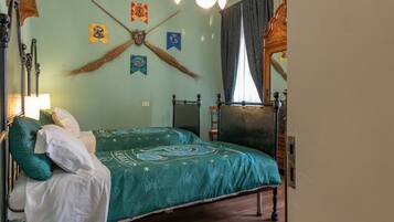 3 chambres, fer et planche Ă repasser