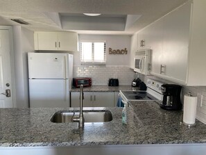 Microwave, oven, stovetop, dishwasher - Ocean Village Condo Club (St. Augustine)