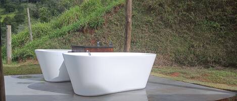 Suite Deluxe, vue sur la montagne | Baignoire profonde