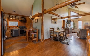 Interior - Southfork Sky-Pet Friendly, Unobstructed Mountain and Lake Views (Cody)
