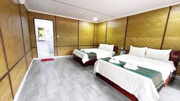 Free WiFi, bed sheets