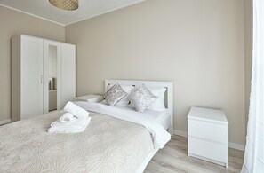 1 habitación, tabla de planchar con plancha, wifi y ropa de cama 