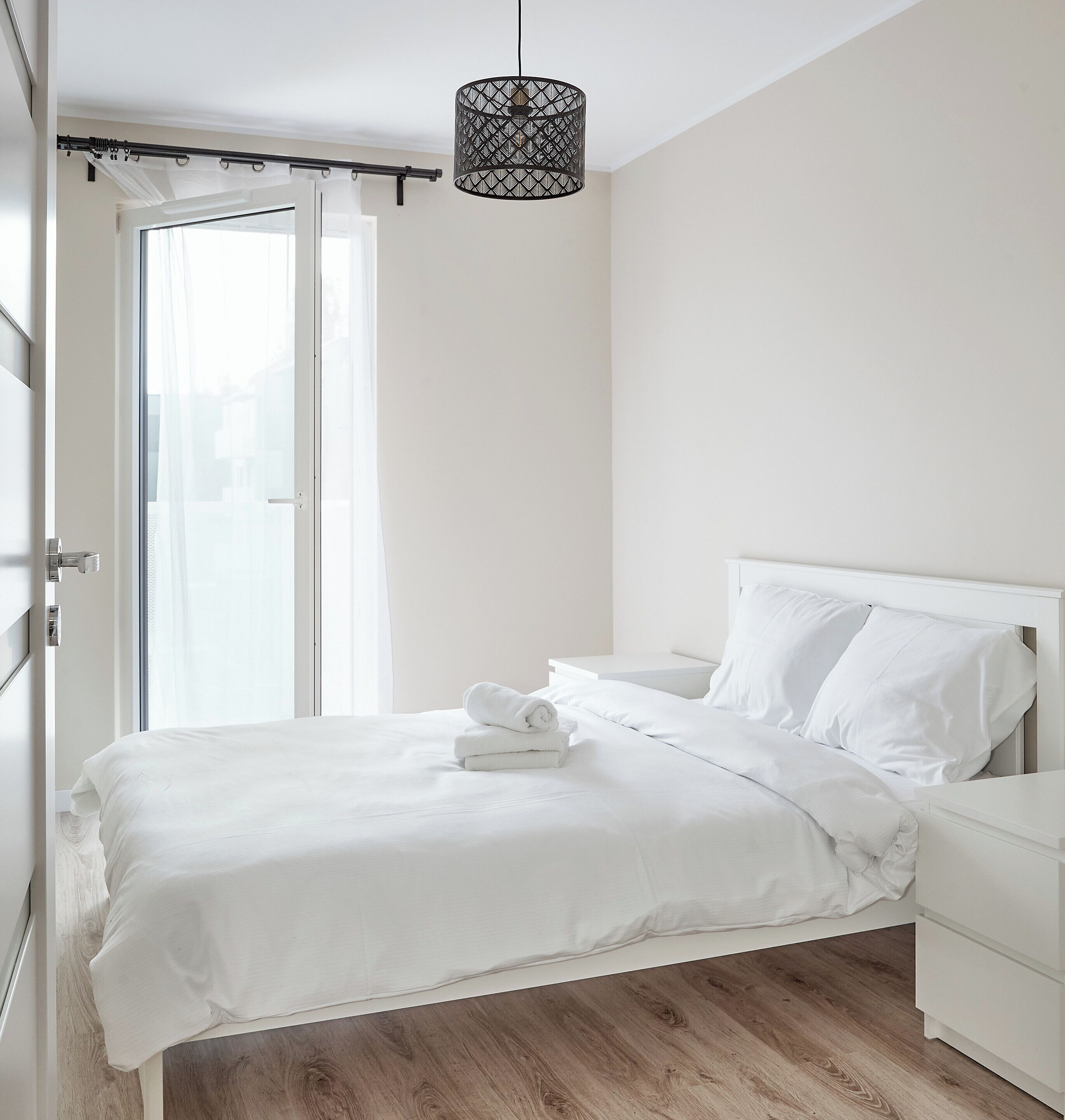 2 dormitorios, tabla de planchar con plancha, wifi y ropa de cama