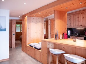 2 quartos, escrivaninha, Wi-Fi