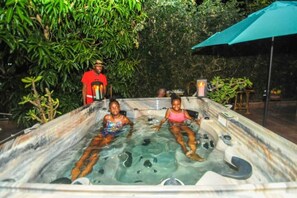 Hot springs - Crown Royal Villas (St. Ann's Bay)