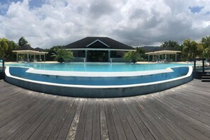 Piscina externa