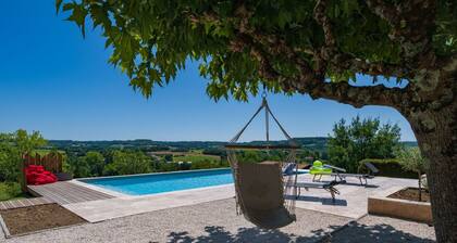 Merveilleuse maison de vacances privée avec piscine privée, WIFI, TV, terrasse et vue panoramique