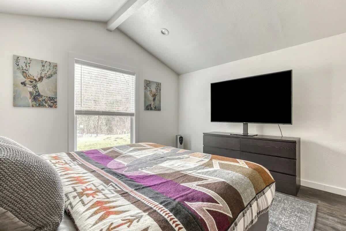 1 chambre, fer et planche à repasser, Wi-Fi, literie fournie