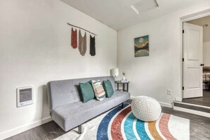 TV, fireplace, DVD player, offices