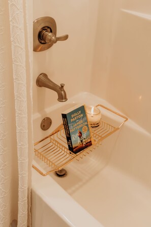Towels, toilet paper - Unplug and Relax! Outdoor Family Retreat on 6,000 Acre Ranch! (Uvalde)