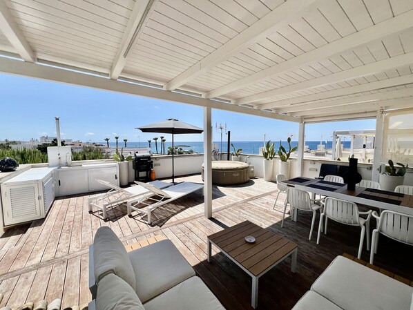 Outdoor dining - TSG 4 (Apartment + Extra Overview Terrace) (Ugento)