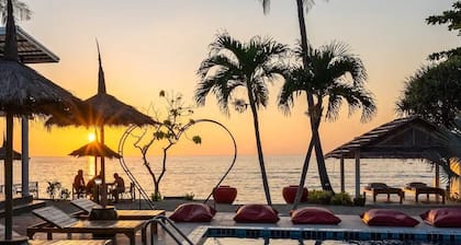 Bungalow - Sleeps 2 - Terrace - Beach Close
