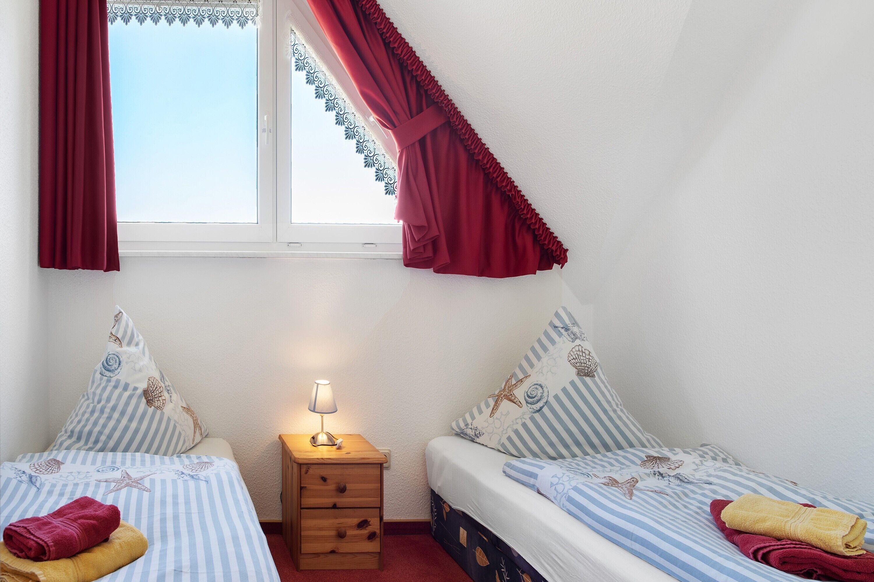 2 habitaciones, wifi gratis y ropa de cama 