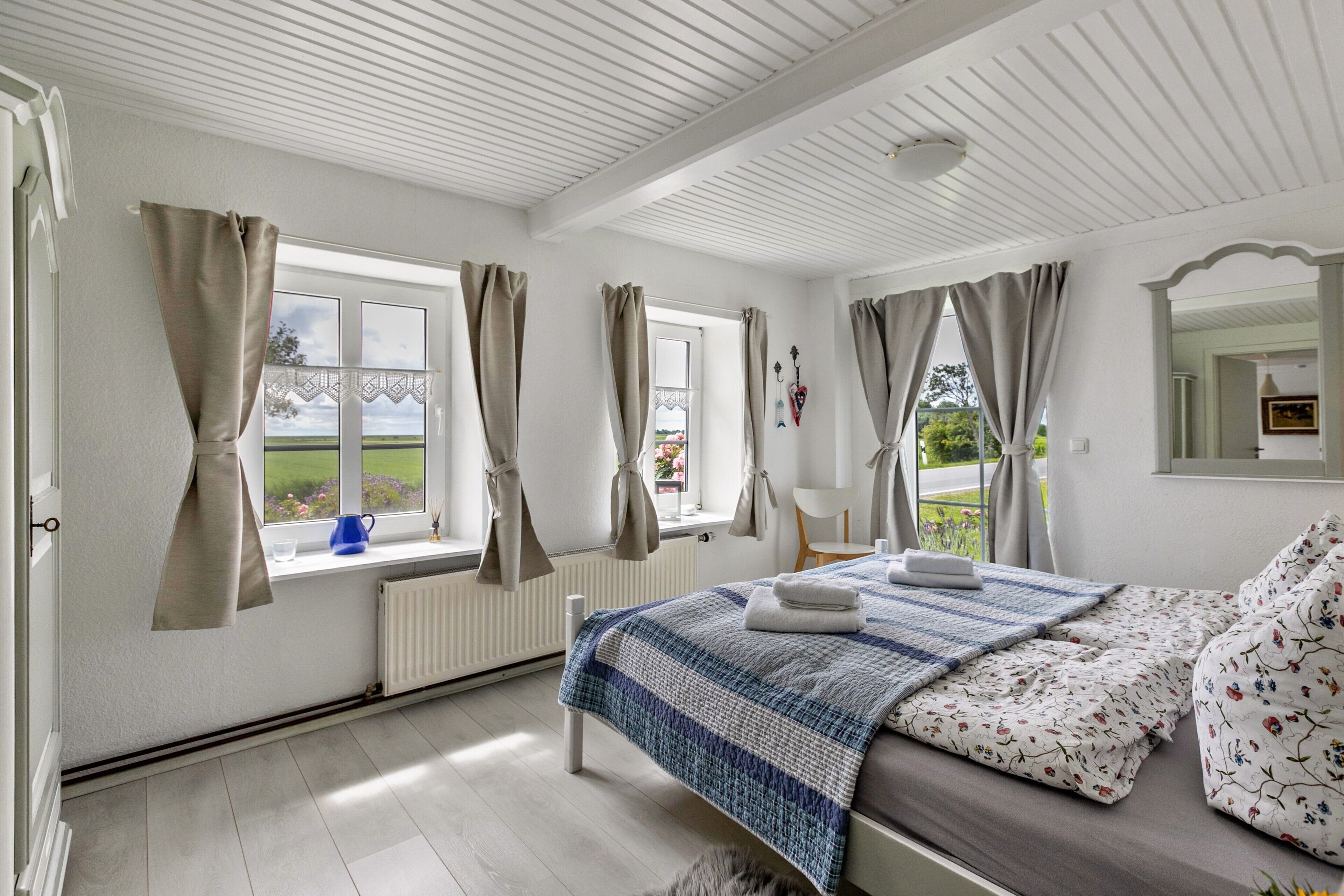 2 habitaciones, wifi gratis y ropa de cama 