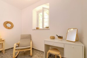 Interior - Charming Island Villa Alba, Mali Lošinj, Croatia (Mali Lošinj)
