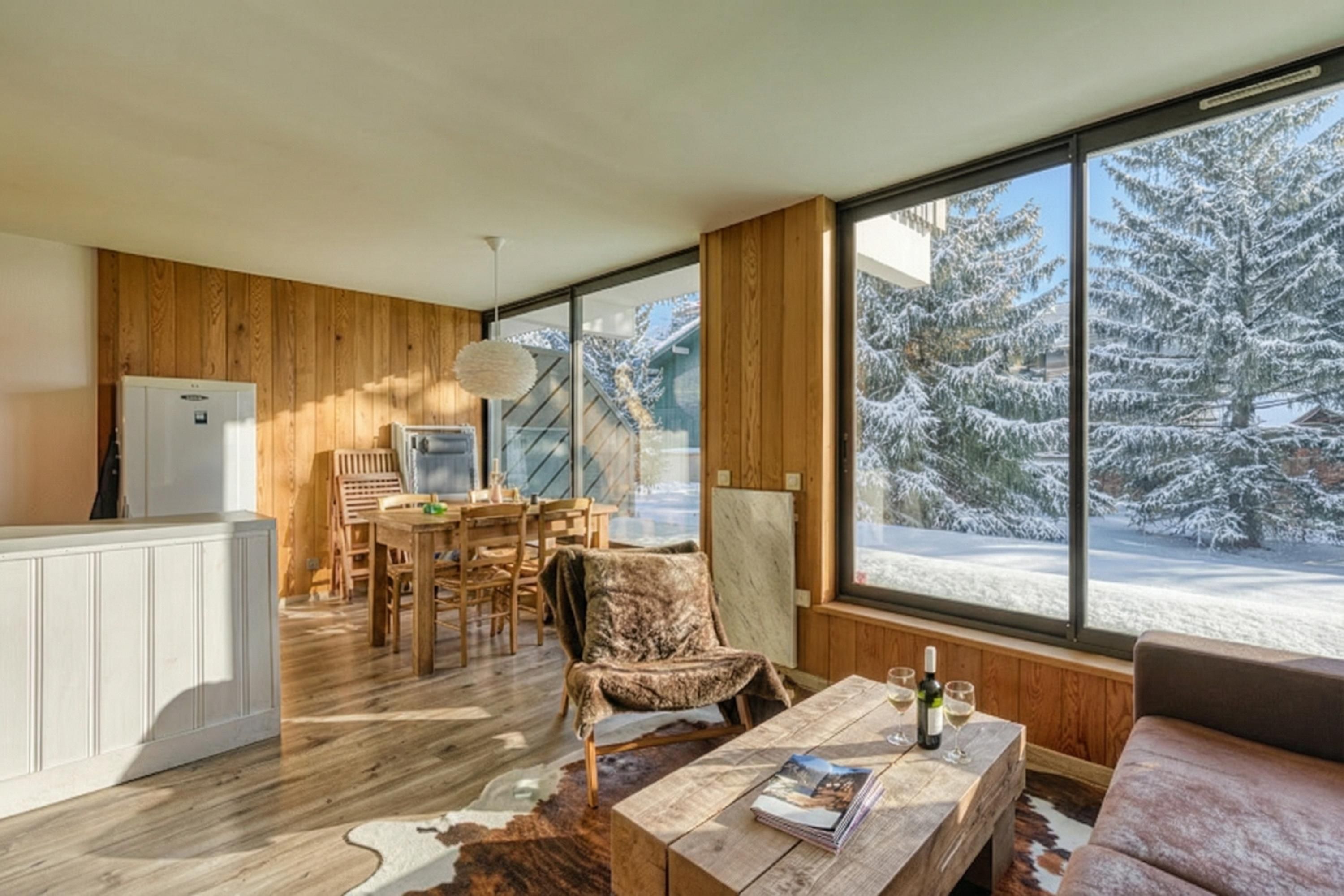 Living and dining room