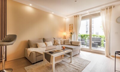 Apartment 'Wohnung Mit Terrasse Nähe Airport' with Private Terrace and Wi-Fi