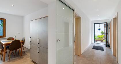 Ferienwohnung Käshammer" mit privater Terrasse und WLAN