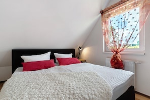 2 soverom, strykejern/-brett, wi-fi (inkludert) og sengetøy