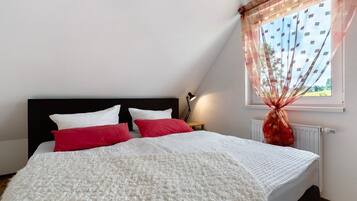 2 Schlafzimmer, Bügeleisen/Bügelbrett, kostenloses WLAN, Bettwäsche