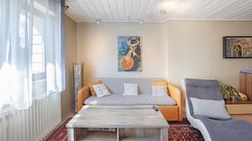 Televisión, videojuegos, reproductor de DVD y estéreo