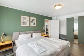 2 chambres, fer et planche à repasser, accès au Wi-Fi (inclus)