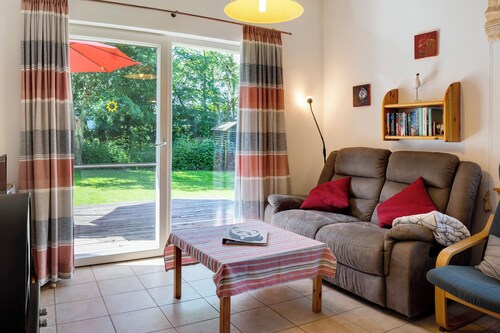 Holiday Home 'Ferienhaus Seeschwalbe' with Private Terrace, Private Garden and Wi-Fi