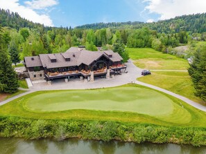 Exterior - Idaho Club Fairway Custom Home with Hot Tub (Sandpoint)